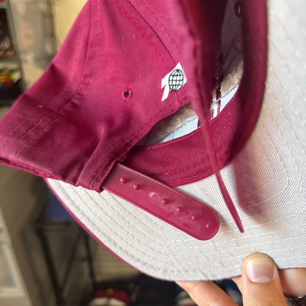 Oklahoma University Sooners Red Top of the World NCAA College SnapBack *flaw