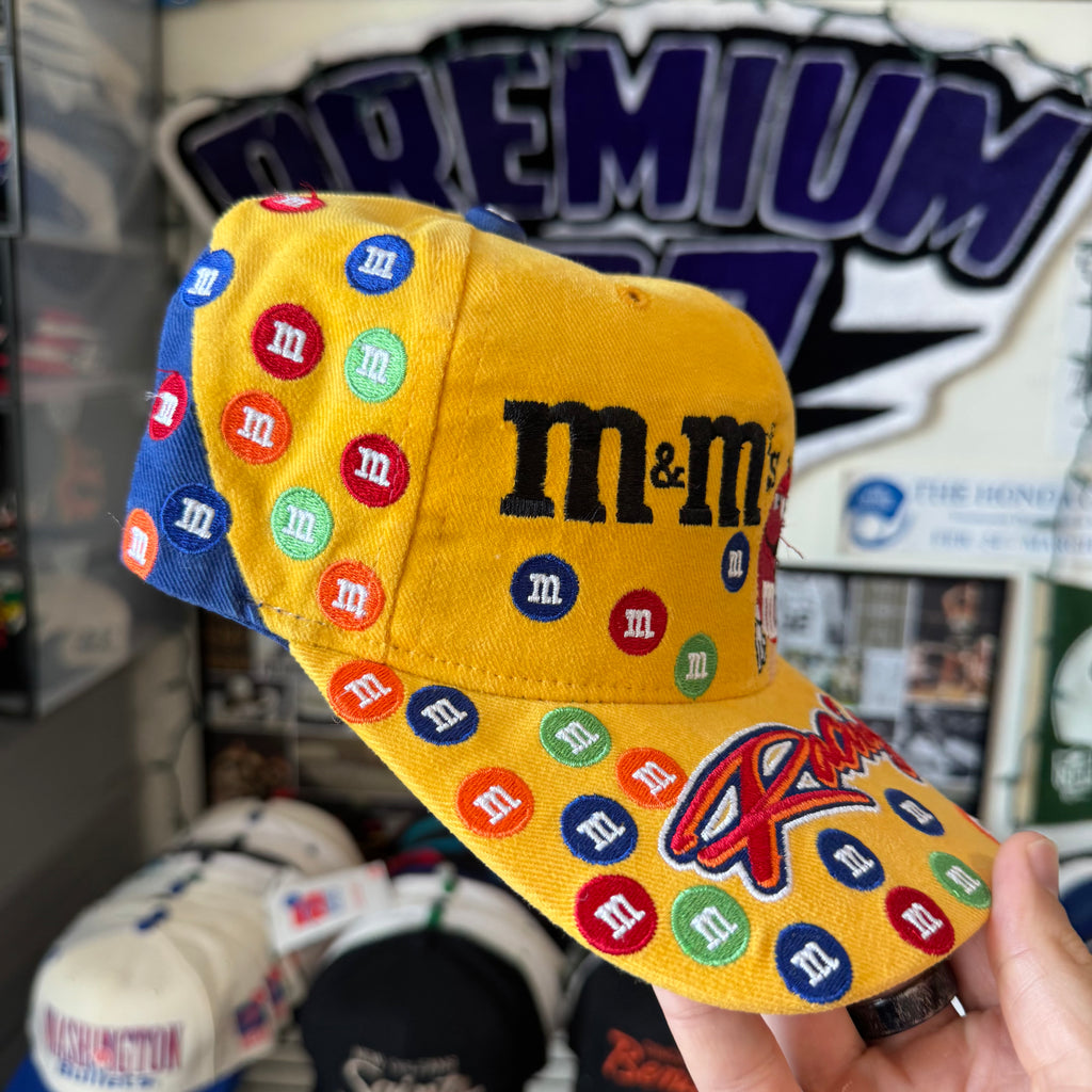 M&M