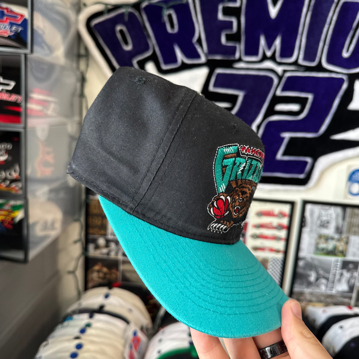 Vancouver Grizzlies 1994 Plain Logo 0632 of 5000 Missing Top Button