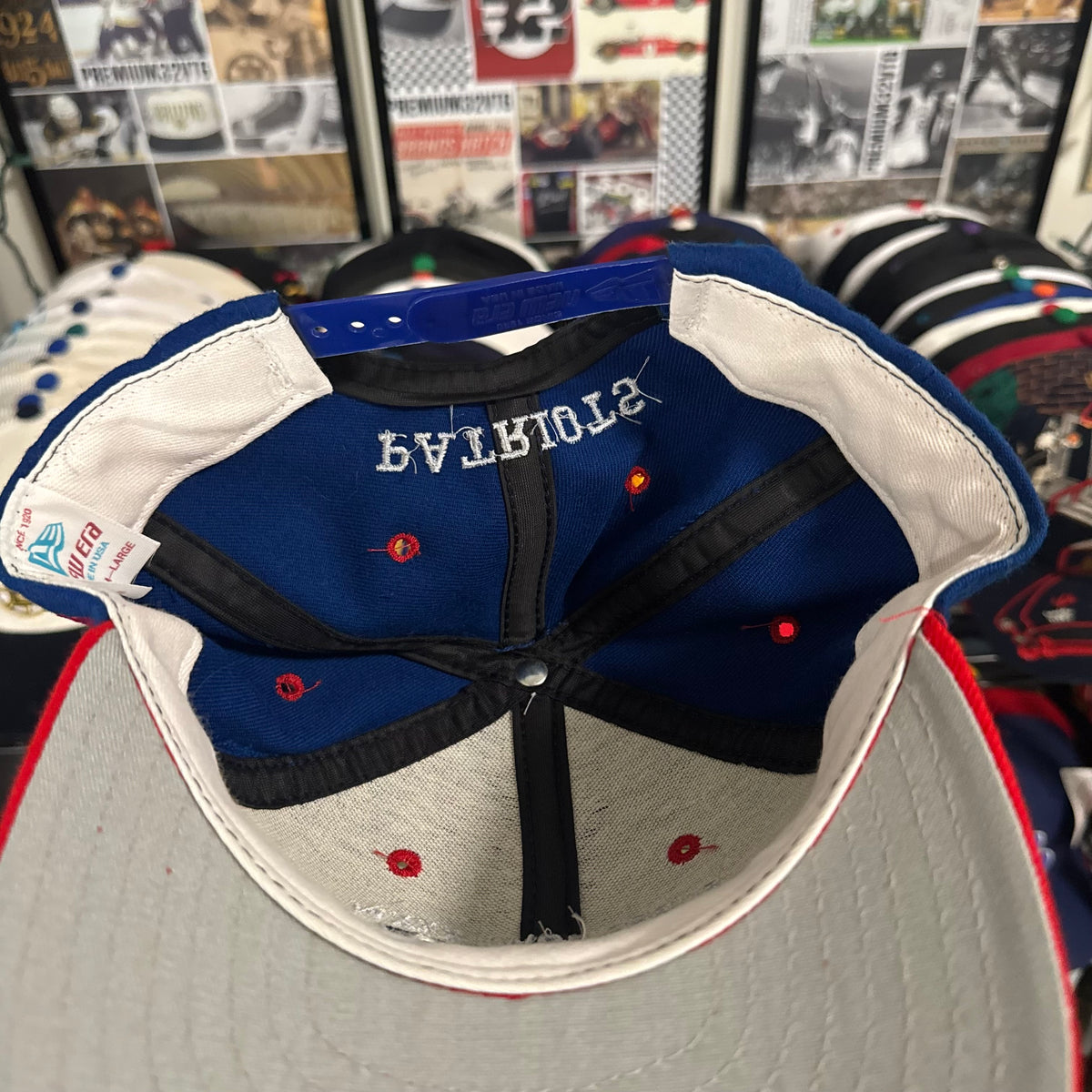 New England Patriots Super Bowl Champions XXXVI Champions New Era NFL Football Snapback