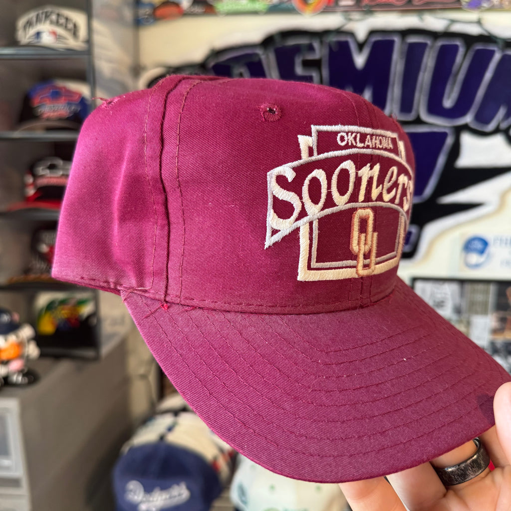 Oklahoma University Sooners Red Top of the World NCAA College SnapBack *flaw