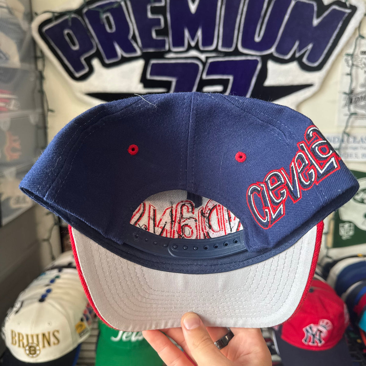 Cleveland Indians Drew Pearson Bubble Graffiti MLB Baseball Snapback