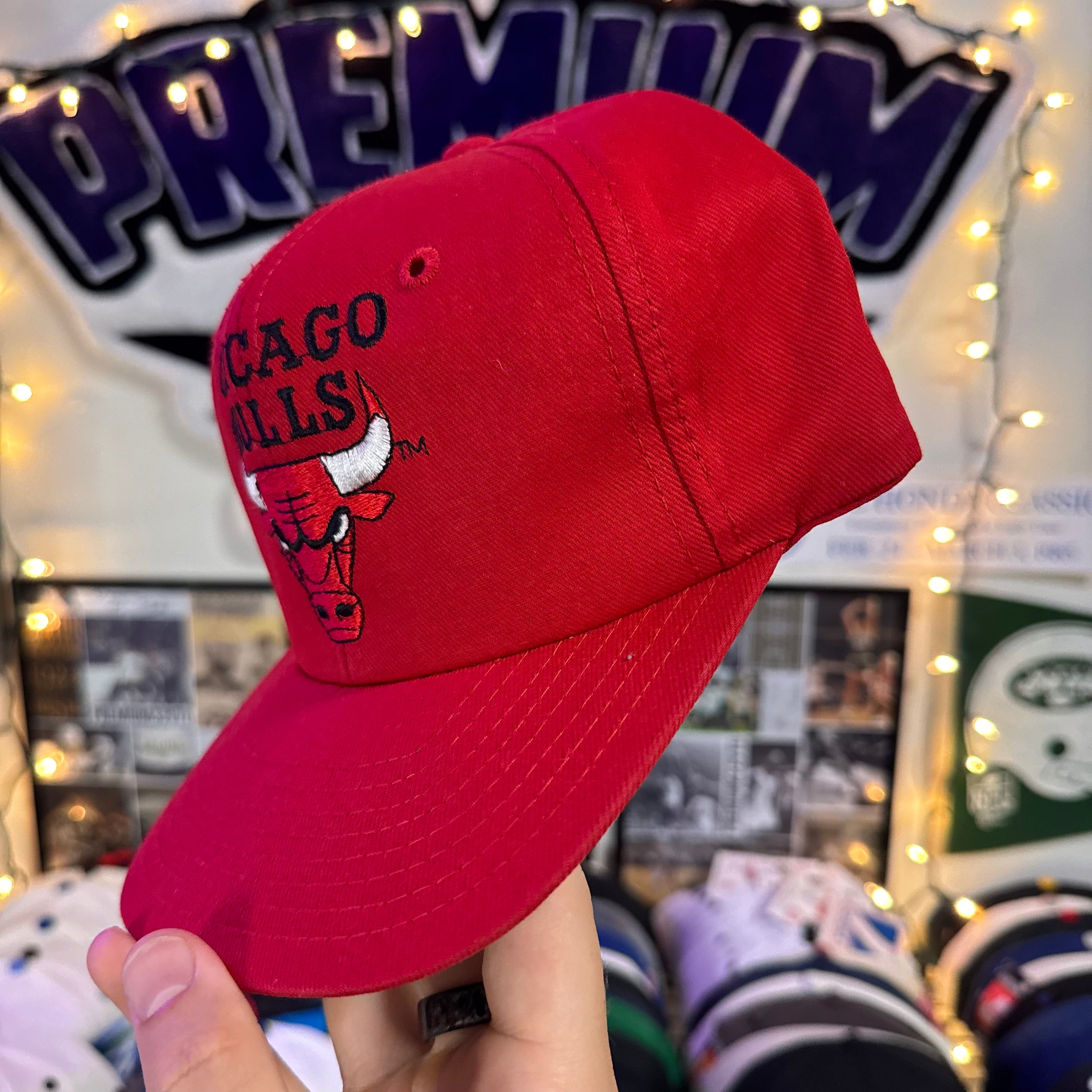 Chicago Bulls Red Plain Logo NBA Snapback