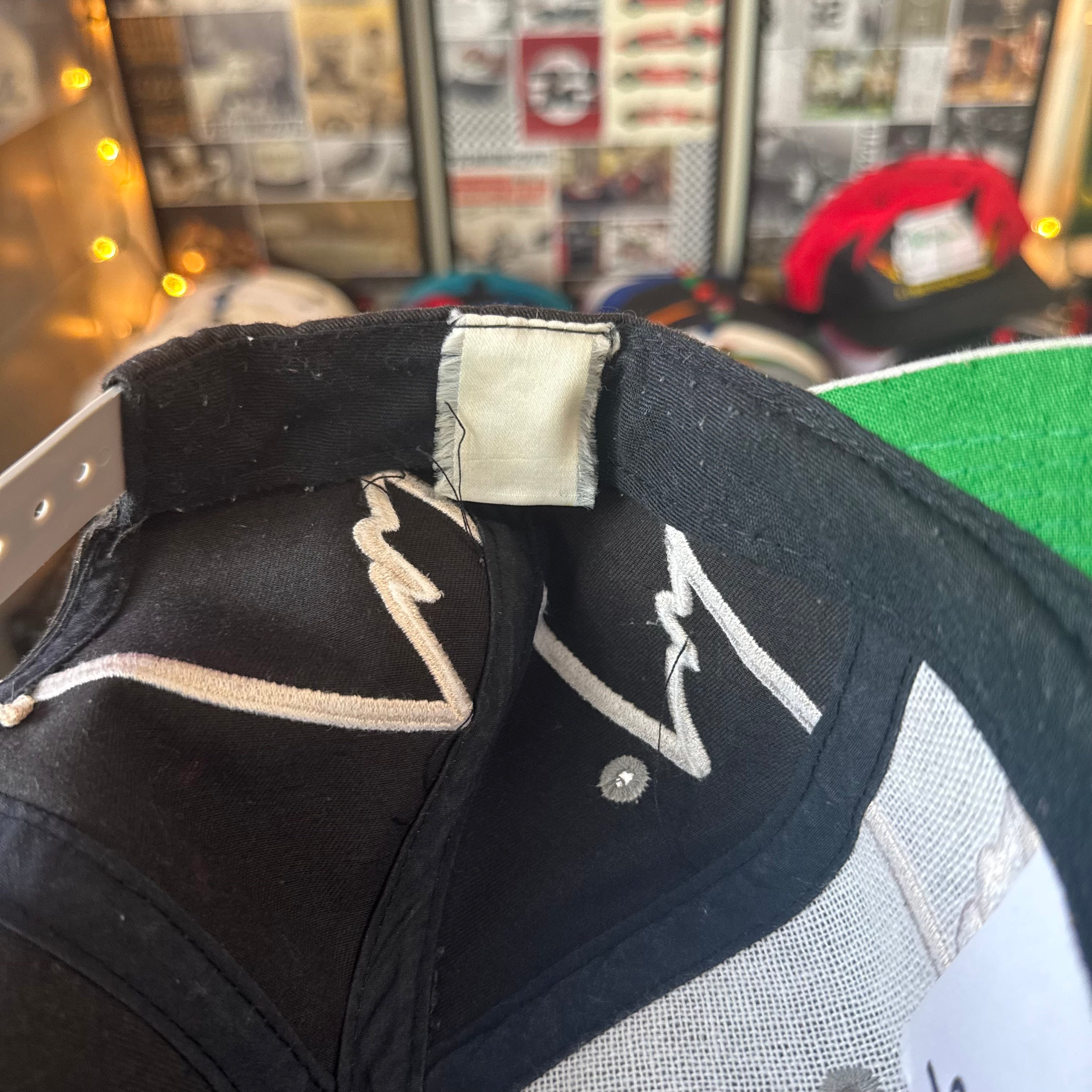 Los Angeles Raiders Logo 7 Reverse Sharktooth / Ghost Sharktooth