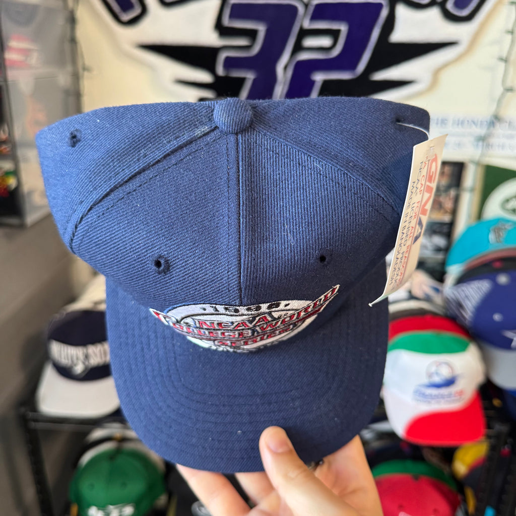 NCAA College World Baseball 1998 Omaha Fitted Size 7 1/2