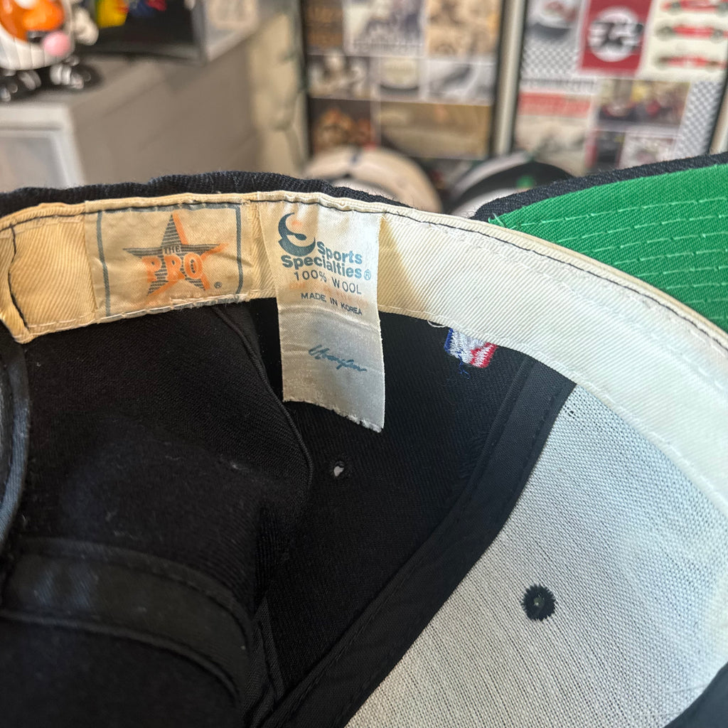Sam Antonio Spurs Sports Specialties Single Line Script NBA Basketball Snapback *flaw