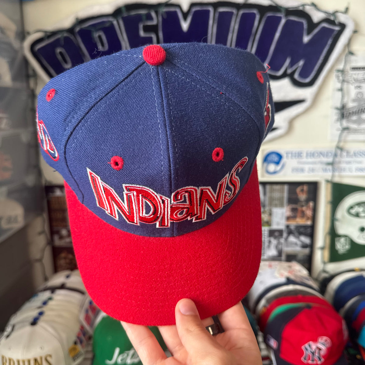 Cleveland Indians Drew Pearson Bubble Graffiti MLB Baseball Snapback