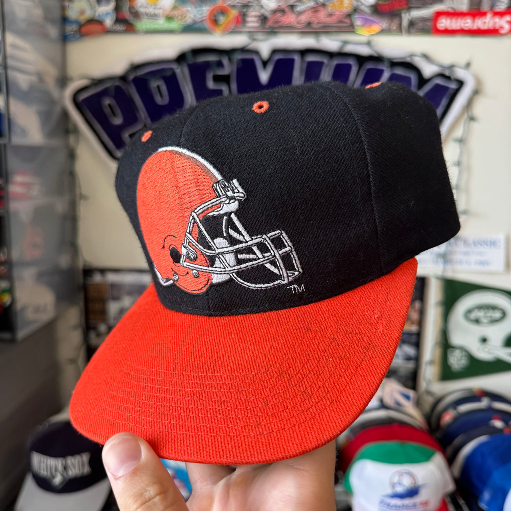 Cleveland Browns Blockhead Football Helmet NFL Football Snapback