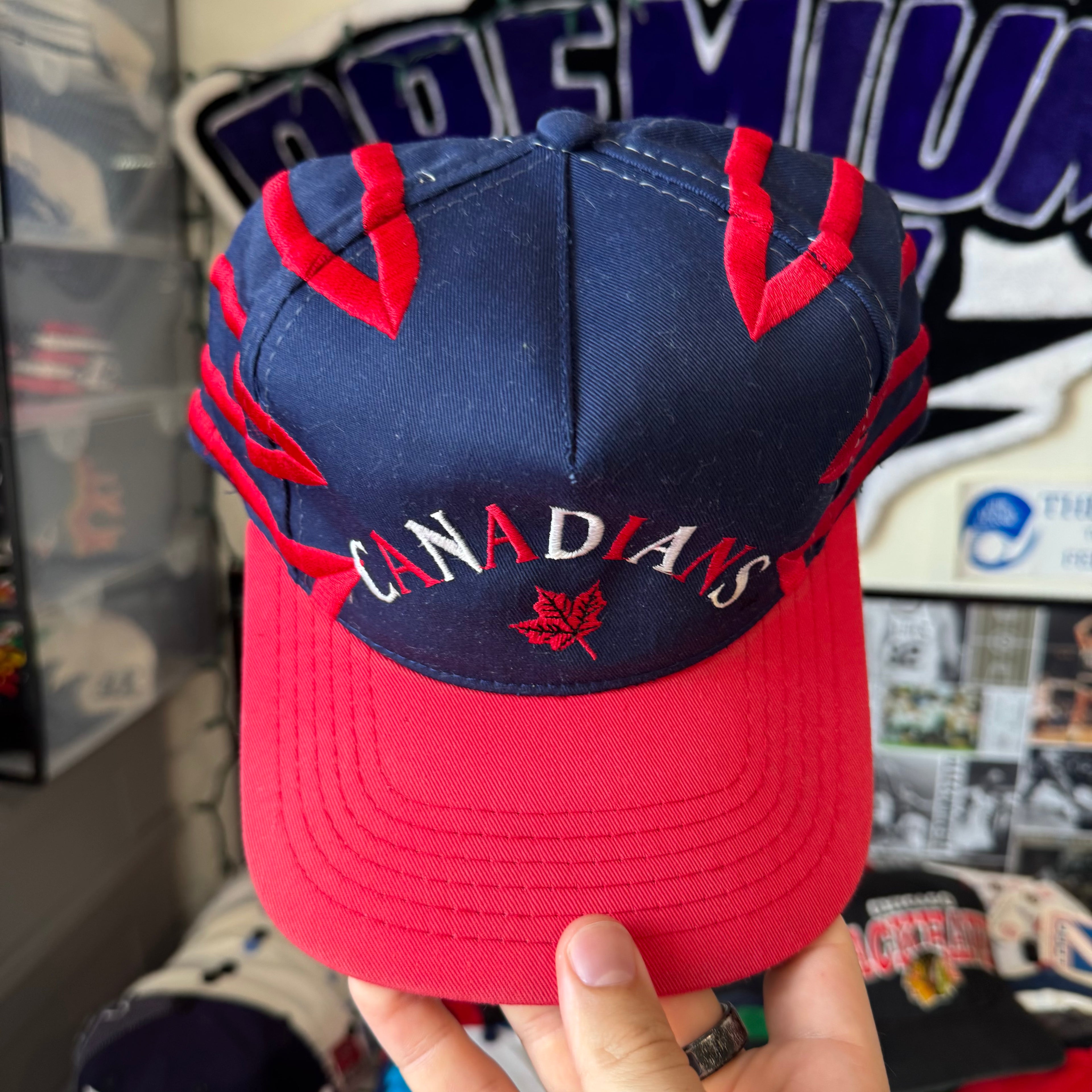 Montreal Canadians Bear Claw Snapback