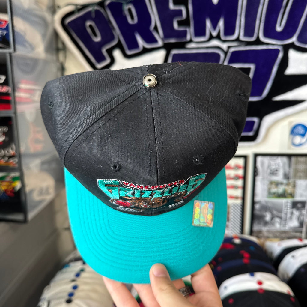 Vancouver Grizzlies 1994 Plain Logo 0632 of 5000 Missing Top Button