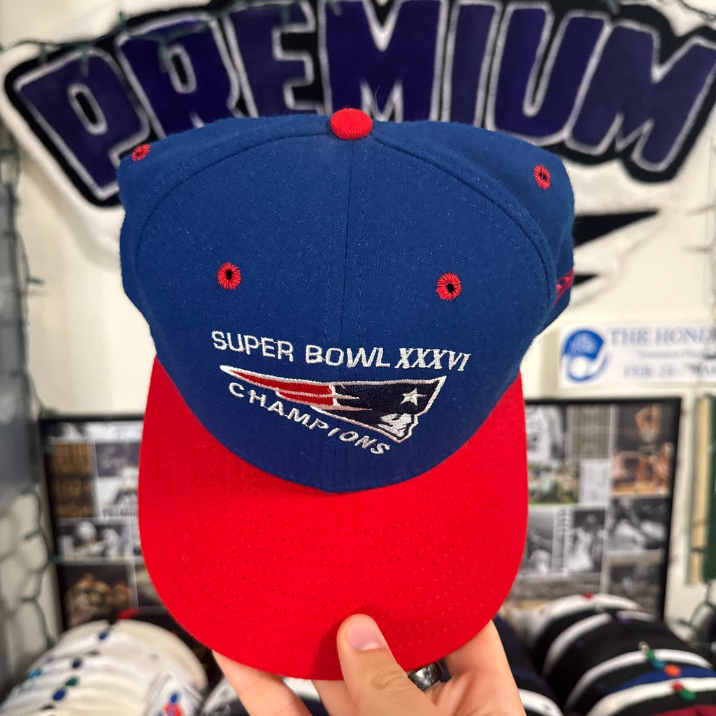 New England Patriots Super Bowl Champions XXXVI Champions New Era NFL Football Snapback