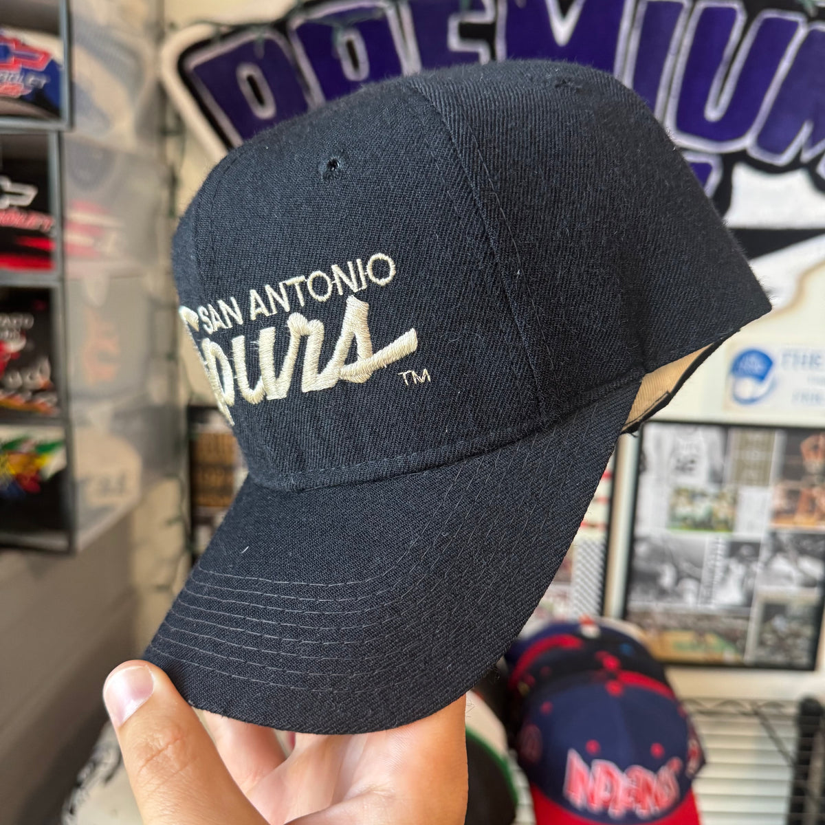 Sam Antonio Spurs Sports Specialties Single Line Script NBA Basketball Snapback *flaw