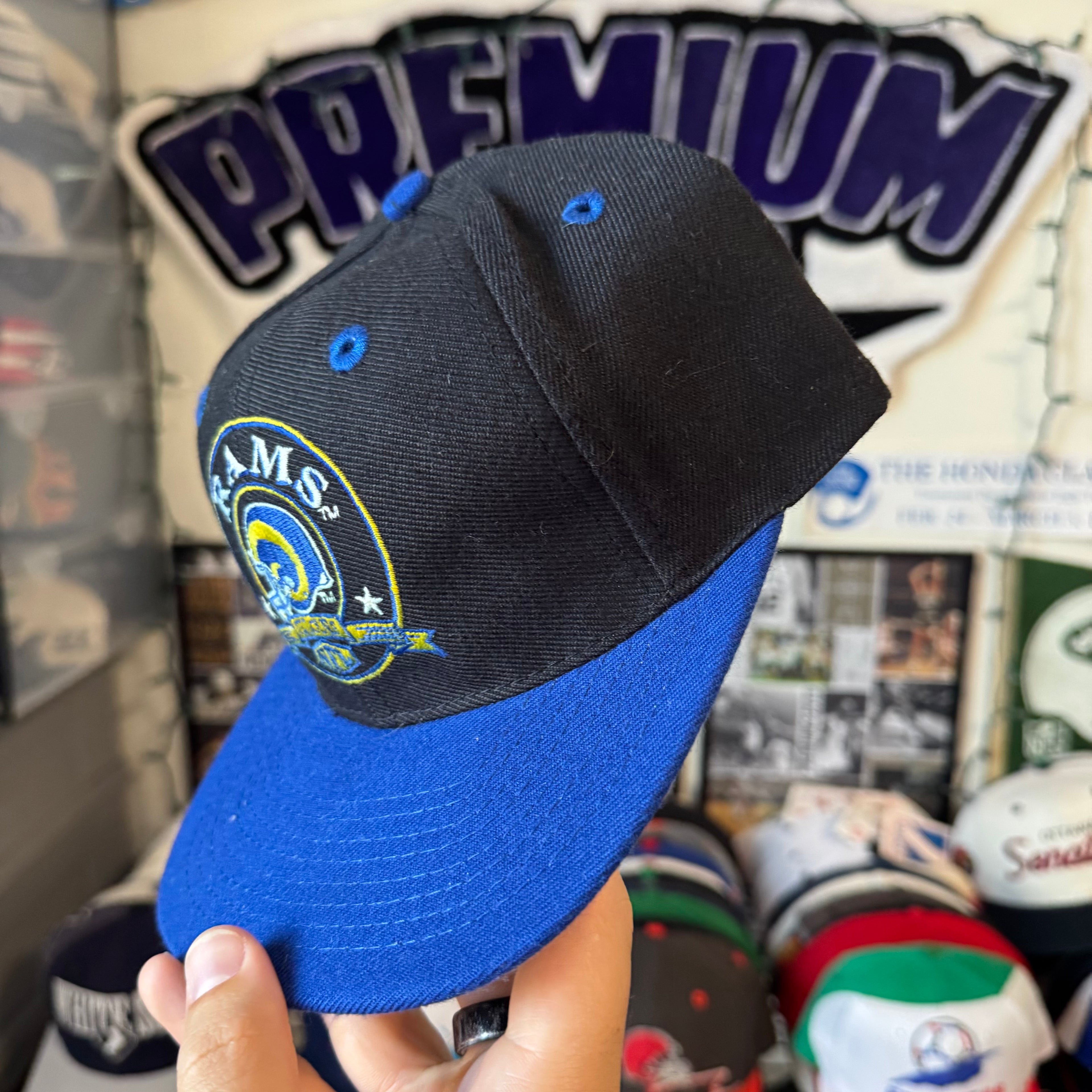 St. Louis Rams Circle Helmet Logo NFL Snapback Hat