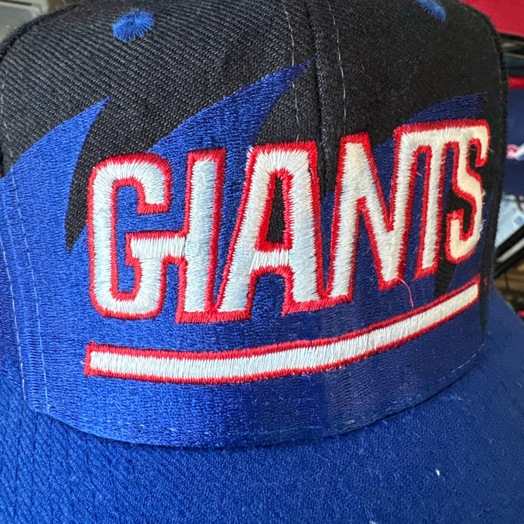 New York Giants Black Dome Logo Athletic Sharktooth NFL Football Snapback