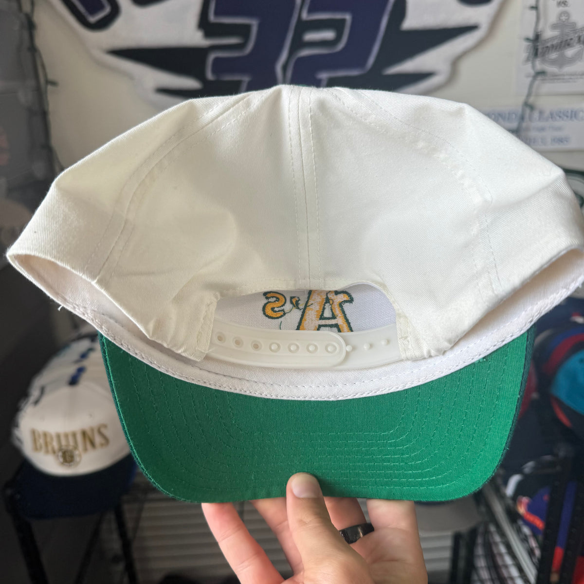 Oakland Athletics Plain Logo Twins Enterprise MLB Baseball Snapback signed by Steve Ontiveros