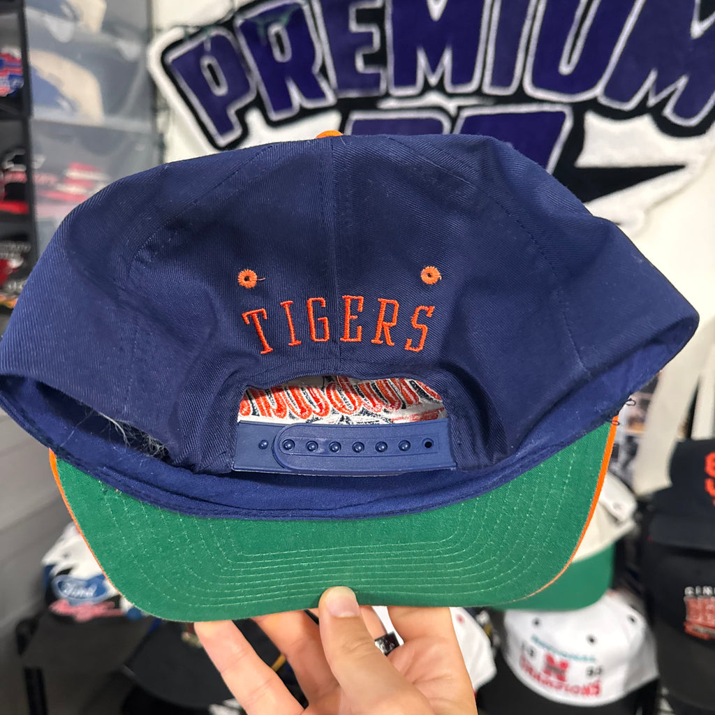 Auburn University Tigers War Eagle Twill Snapback