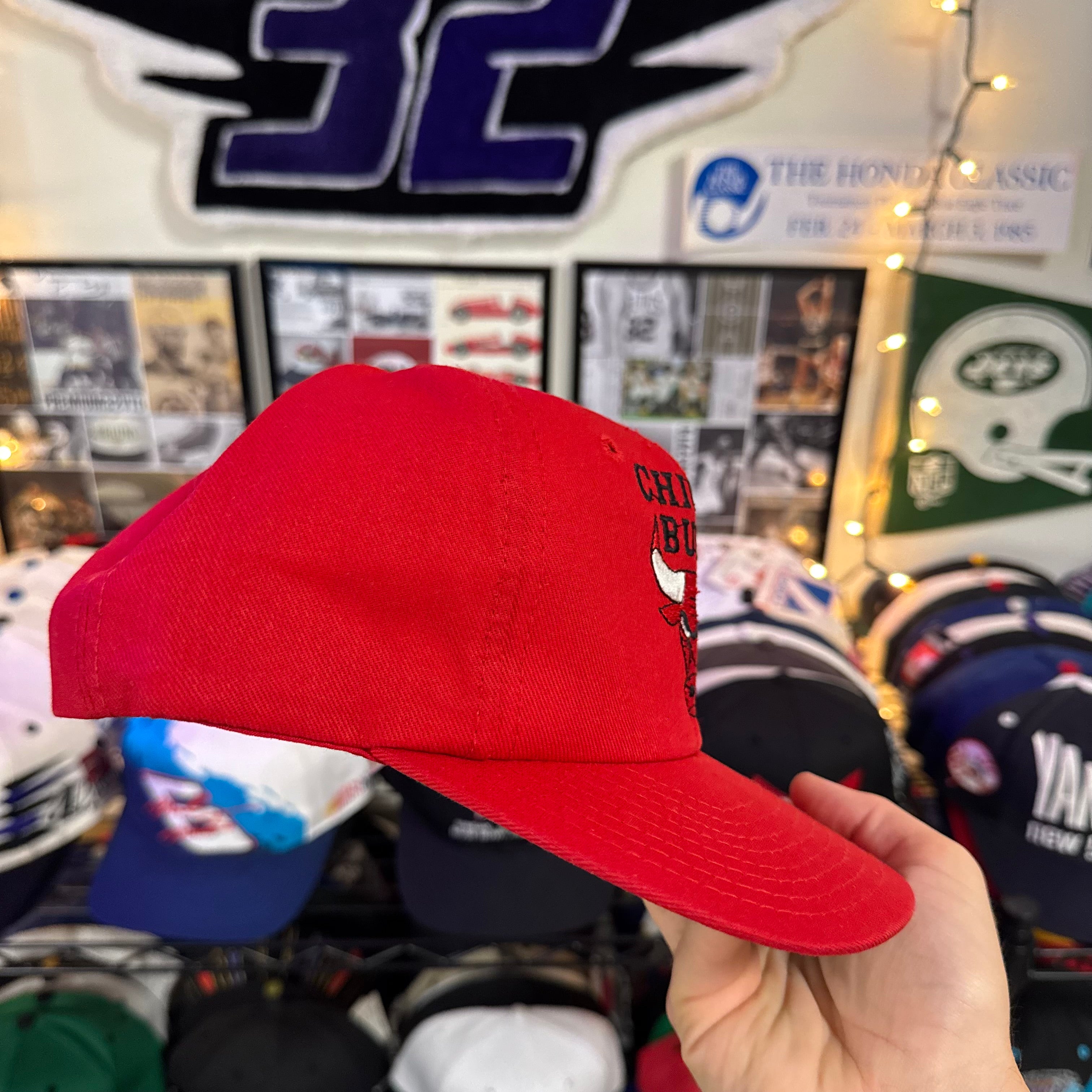 Chicago Bulls Red Plain Logo NBA Snapback
