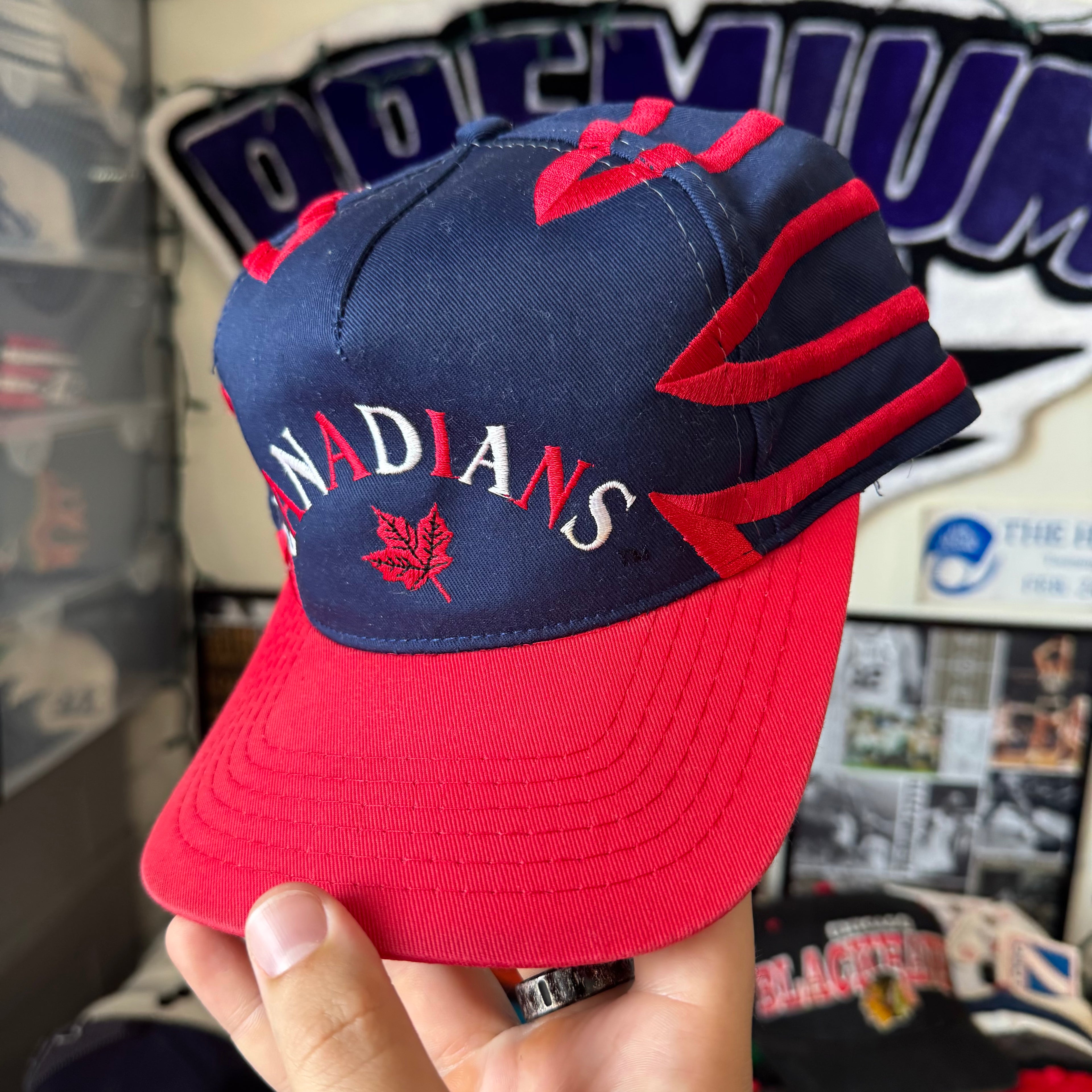 Montreal Canadians Bear Claw Snapback