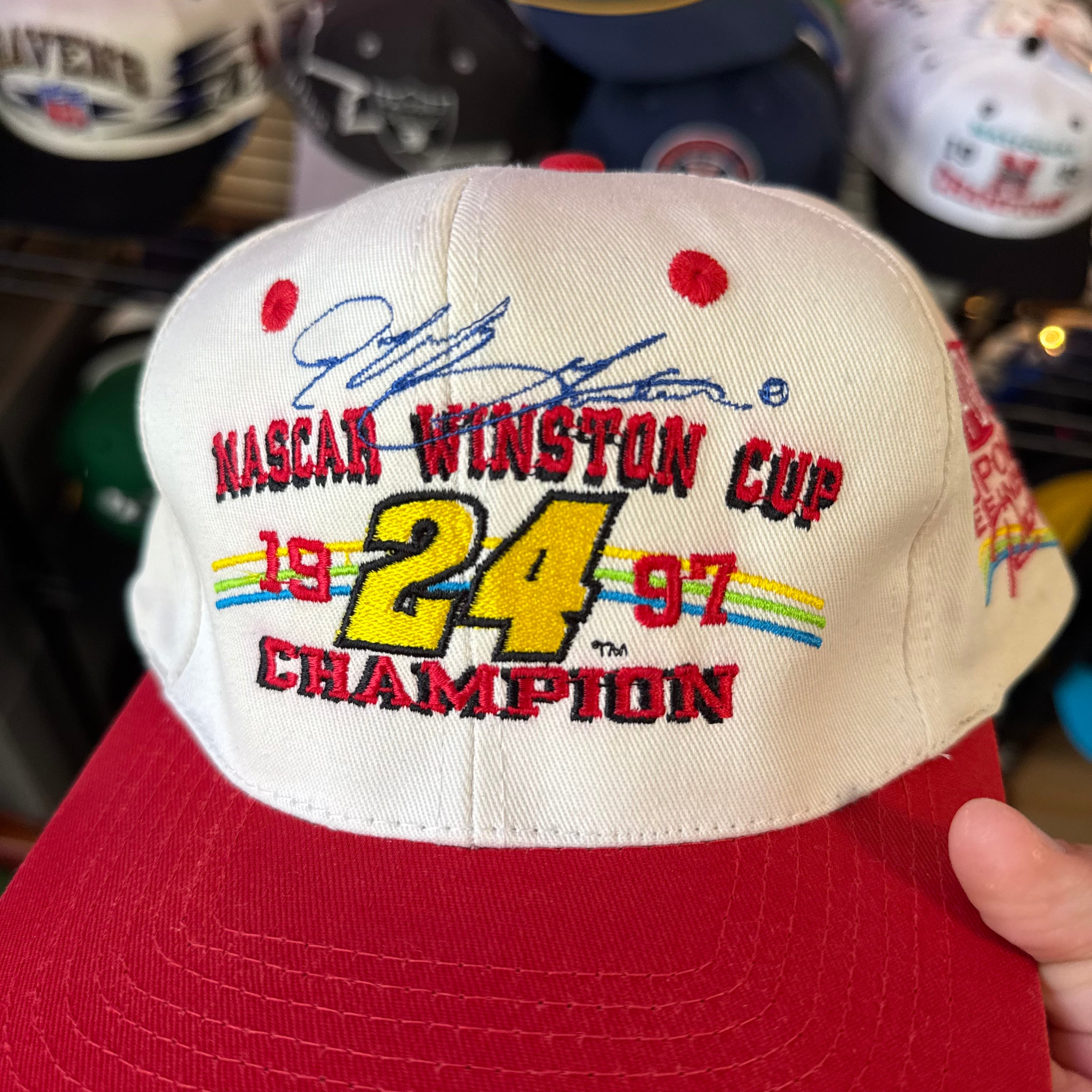 NASCAR Winston Cup Champion 1997 Jeff Gordon #24 DuPont Refinish Racing