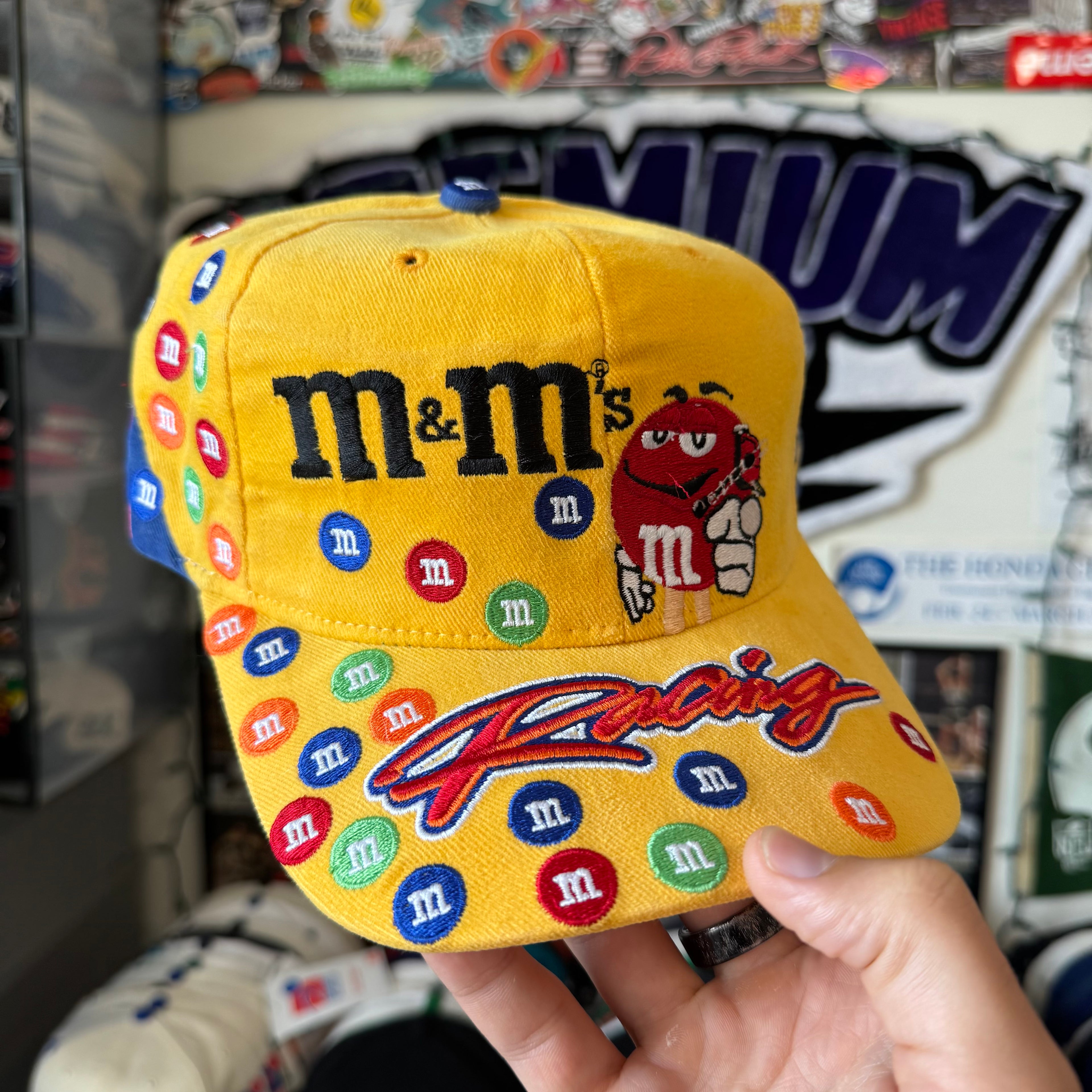 M&M