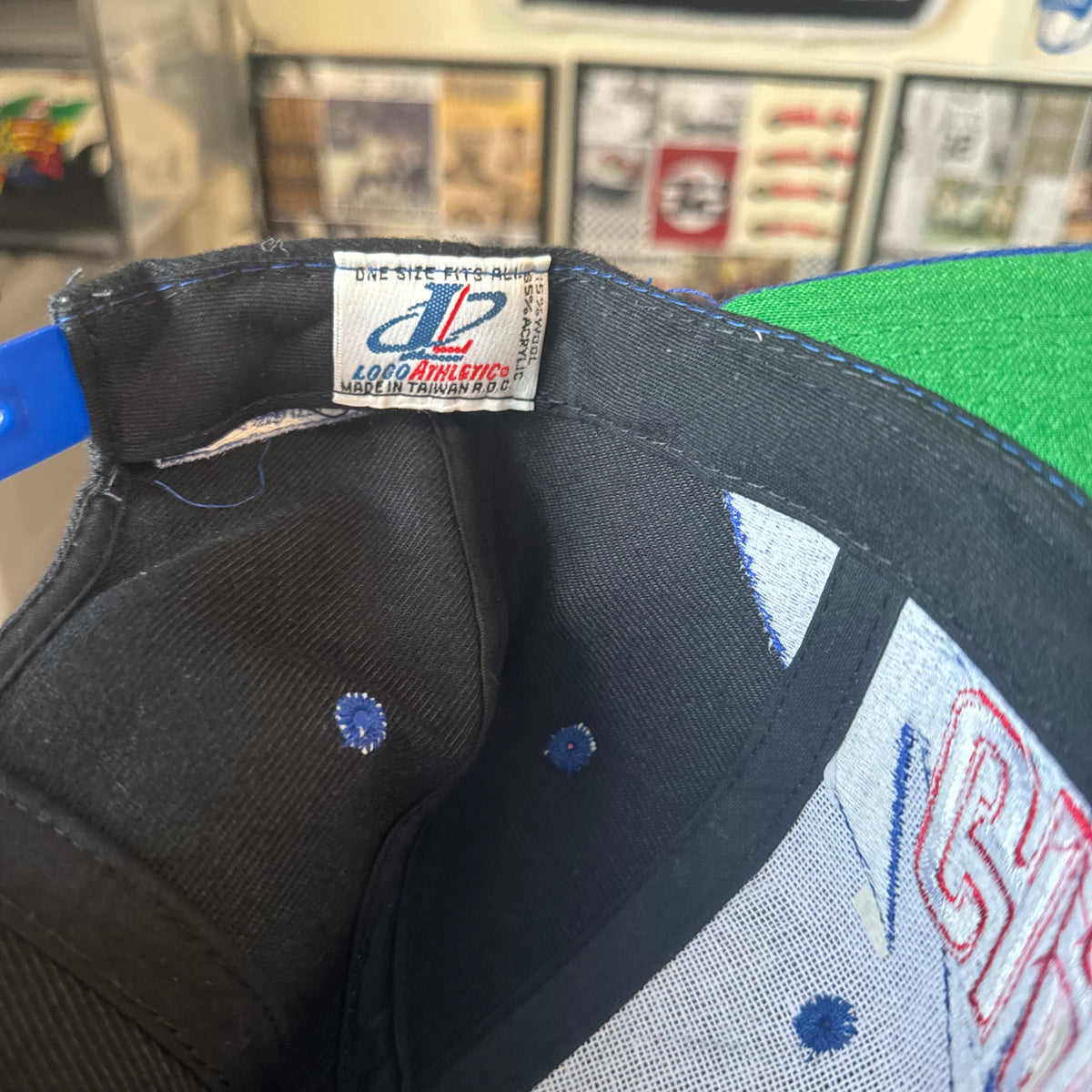New York Giants Black Dome Logo Athletic Sharktooth NFL Football Snapback