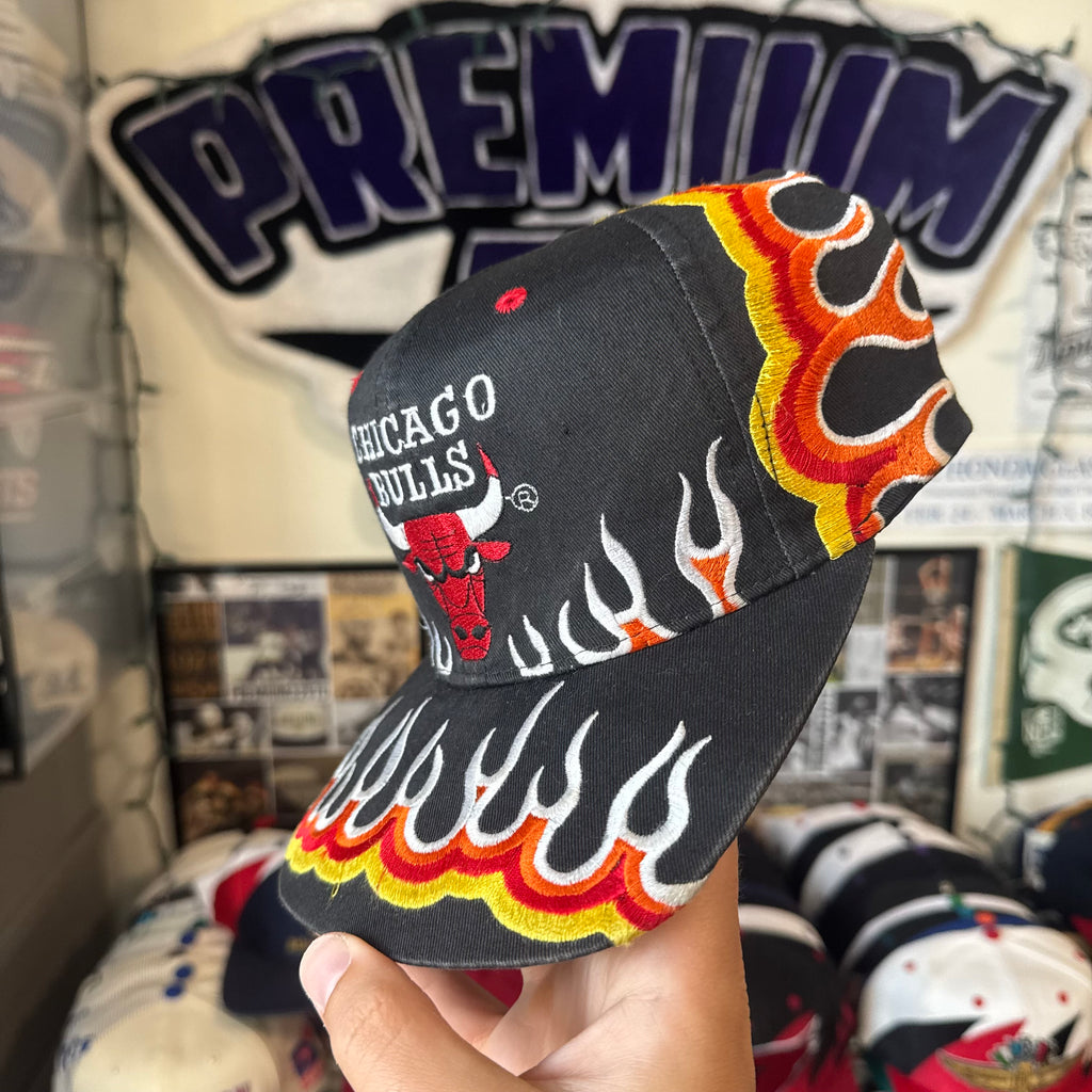 Chicago Bulls Flames Plain Logo by Walt3 NBA Basketball Snapback