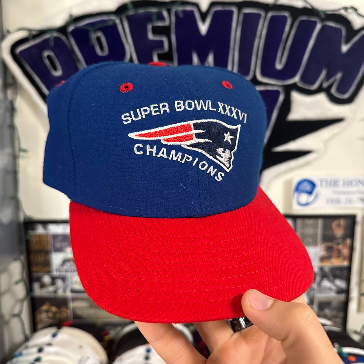New England Patriots Super Bowl Champions XXXVI Champions New Era NFL Football Snapback